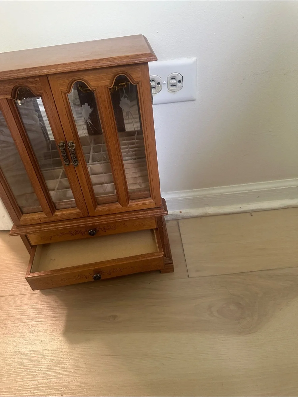 Classic Wooden Jewelry Armoire Organizer in Light Brown